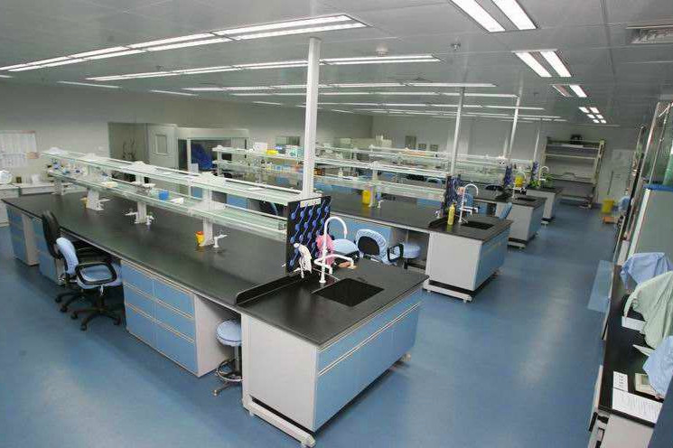 大型恒溫恒濕實(shí)驗室